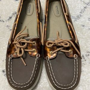 Women’s Sperrys